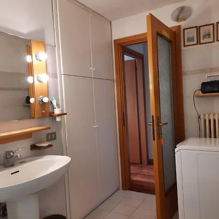 Helen Holiday home *